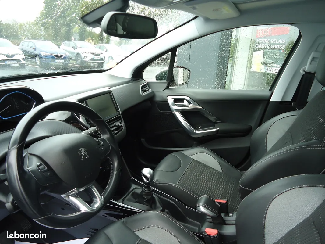 Peugeot 2008 1.5 BLUEHDI 100CH E6.C ALLURE