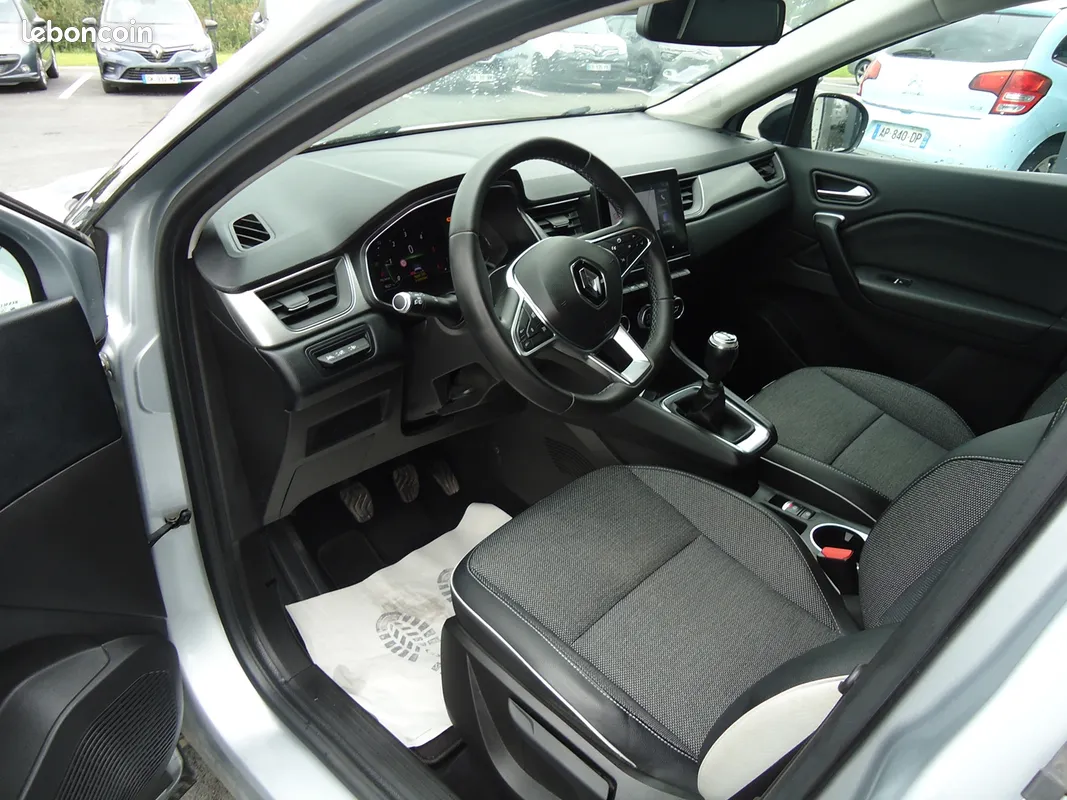 Renault CAPTUR II 1.5 BLUE DCI 115CH INTENS