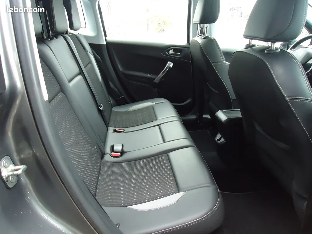Peugeot 2008 1.5 BLUEHDI 100CH E6.C ALLURE