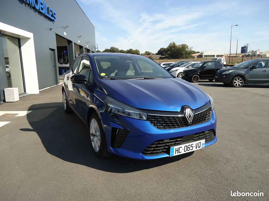 Renault CLIO V 1.5 BLUE DCI 100CH EVOLUTION - 24
