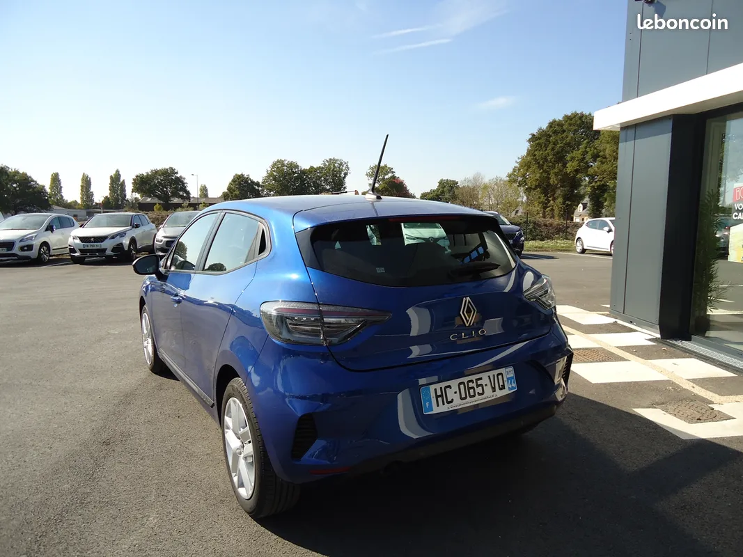 Renault CLIO V 1.5 BLUE DCI 100CH EVOLUTION - 24
